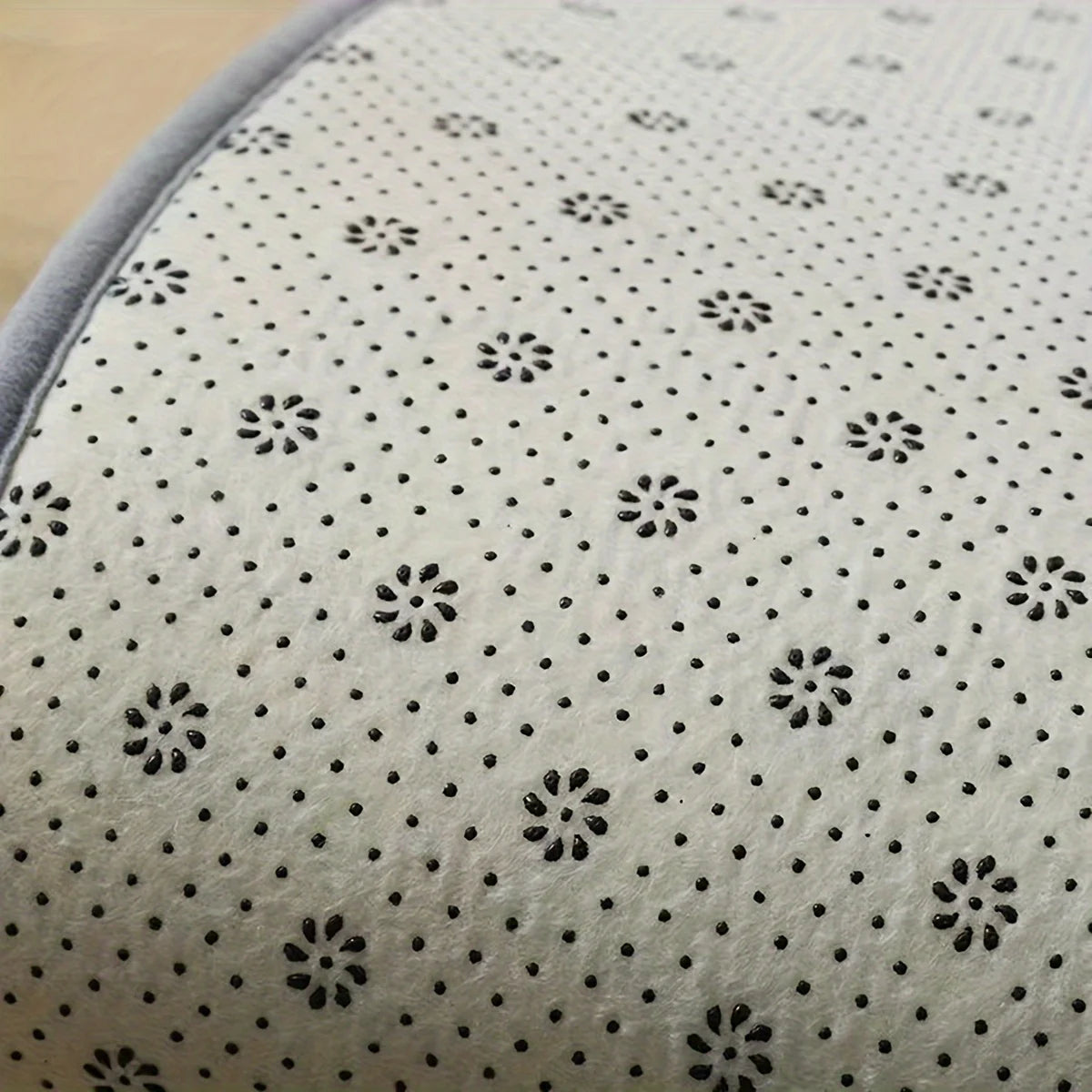 FlannelGrip | Weicher rutschfester Badezimmerteppich