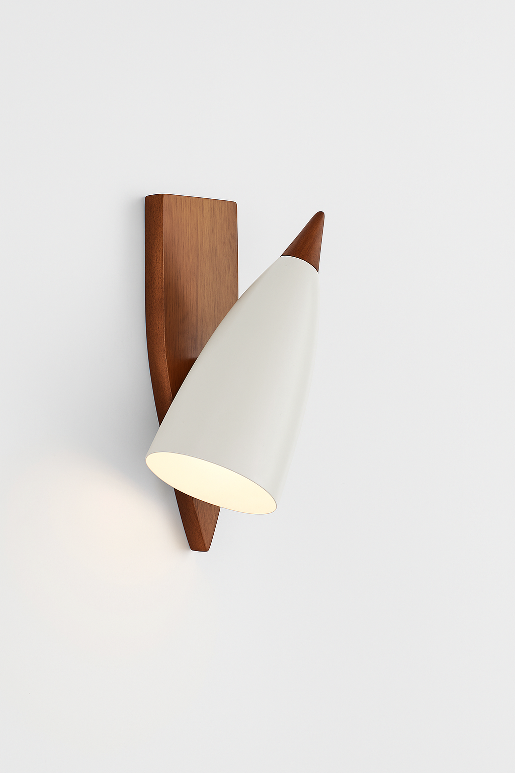 Woodora | Moderne LED-Wandlampe aus Holz