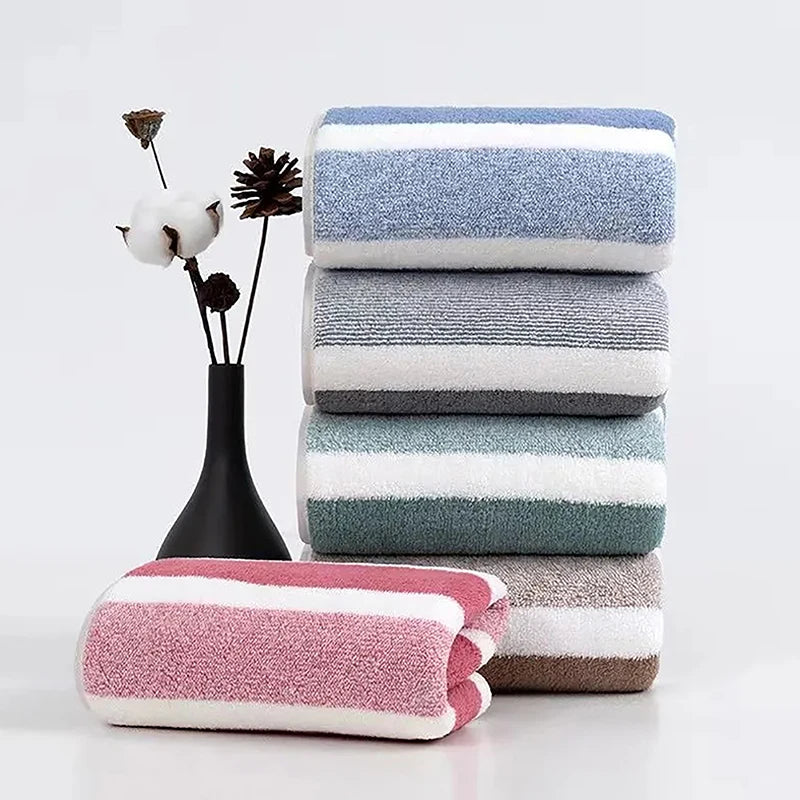 Absorba | Strapazierfähiges Handtuch mit Streifenmuster