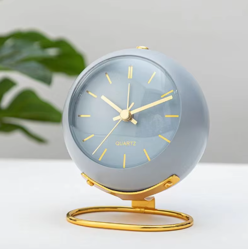 Night | Minimalistische Analog-Uhr mit Nachtlicht