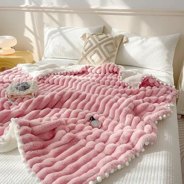 Calm | Kuscheldecke aus Faux-Lammwolle