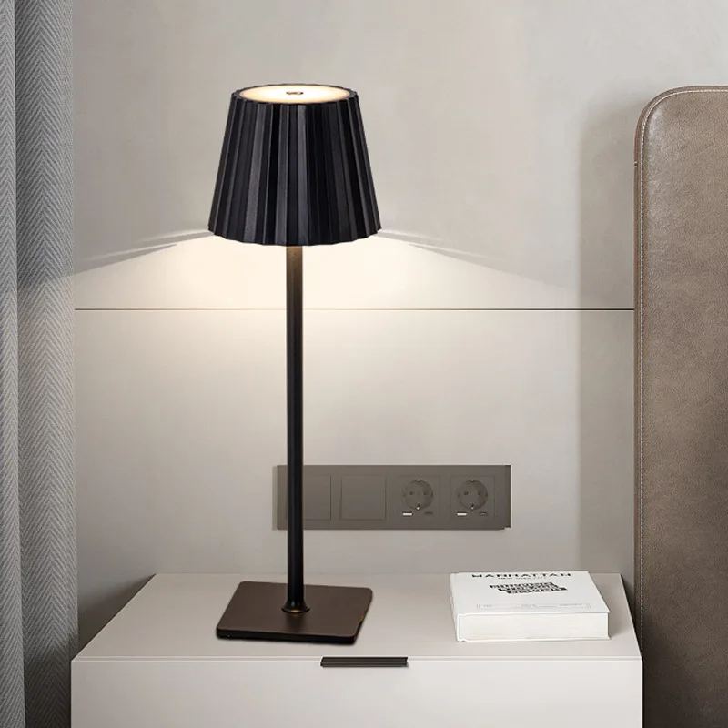 Glow | Wiederaufladbare Tischlampe