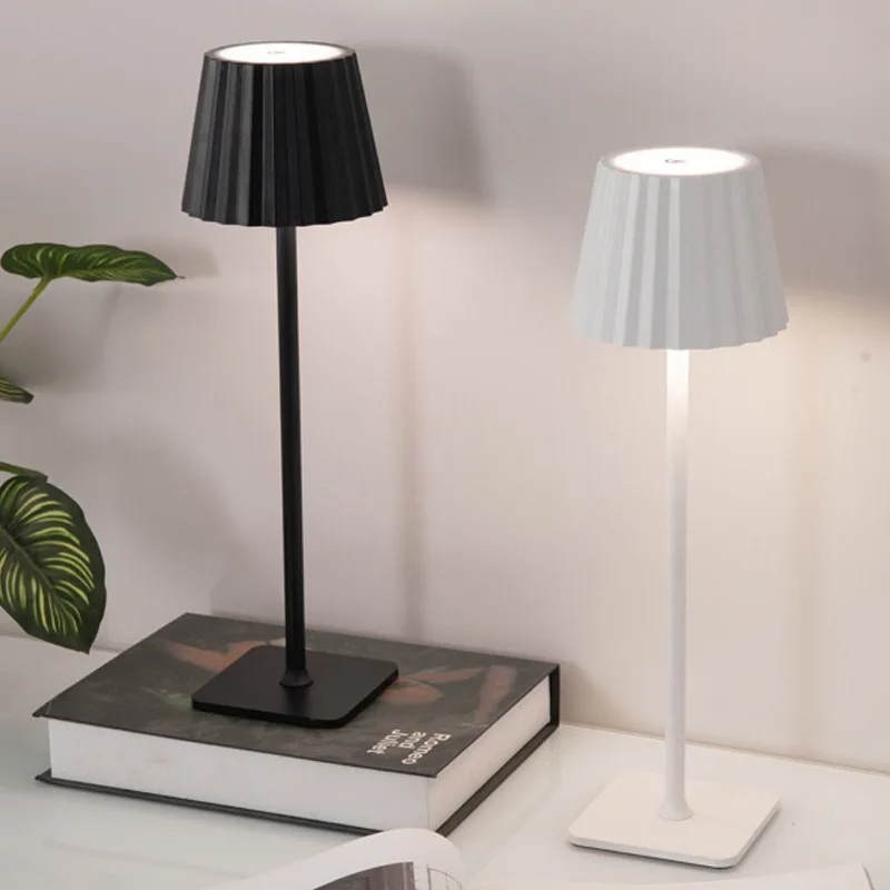 Glow | Wiederaufladbare Tischlampe